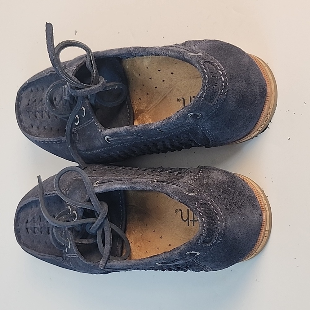 Earth Origins- Women's navy blue woven slip-on boat shoes Sz. 9 - Picture 7 of 7
